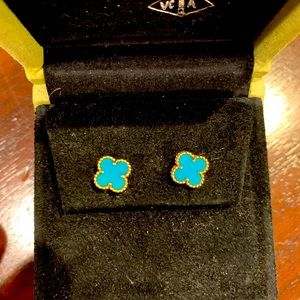 Van Cleef and Arpels TURQUOISE YG Earrings